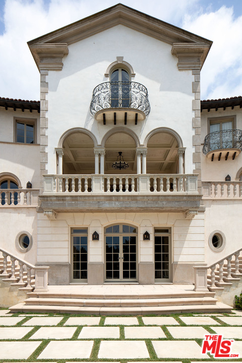 10539 Bellagio Road Los Angeles, CA 90077 - Photo 10 of 15