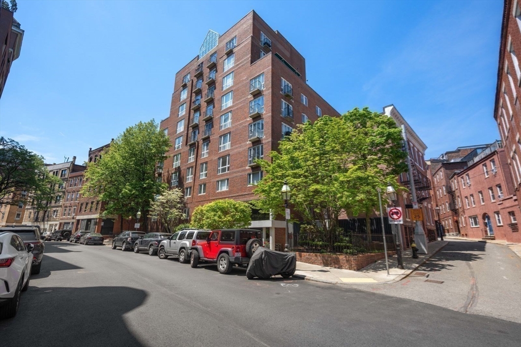 350 North Street, Unit 403 Boston, MA 02113 - Photo 30 of 31