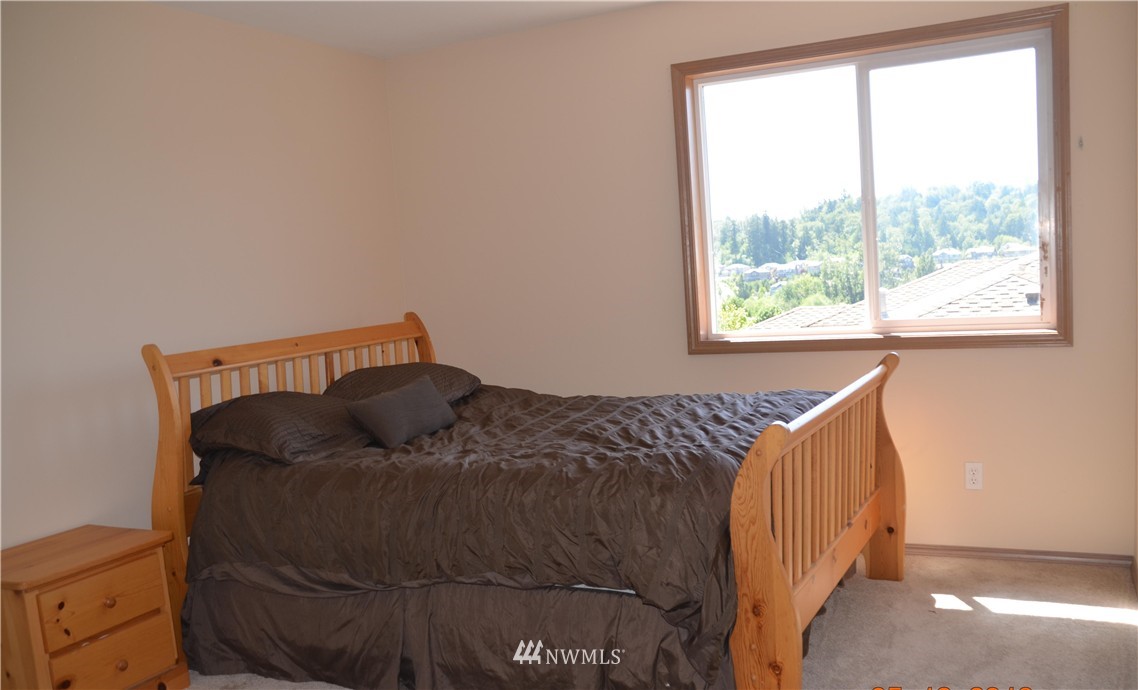 10214 Northeast 156th Place Bothell, WA 98011 - Photo 20 of 25 Gallery Image 20