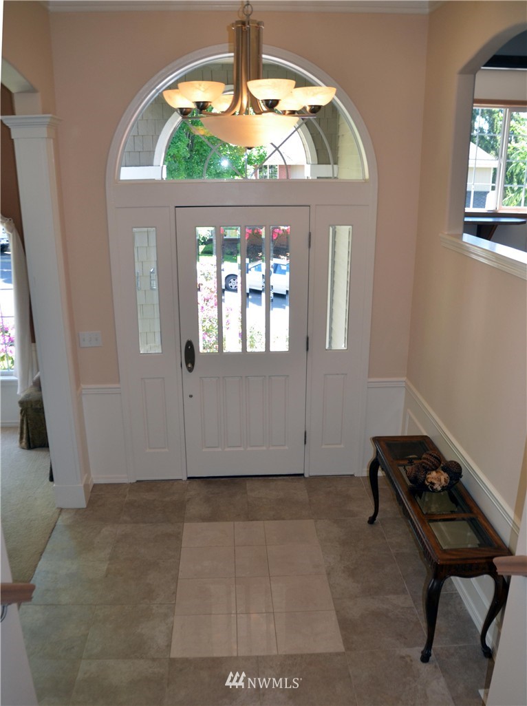 10214 Northeast 156th Place Bothell, WA 98011 - Photo 7 of 25 Gallery Image 7