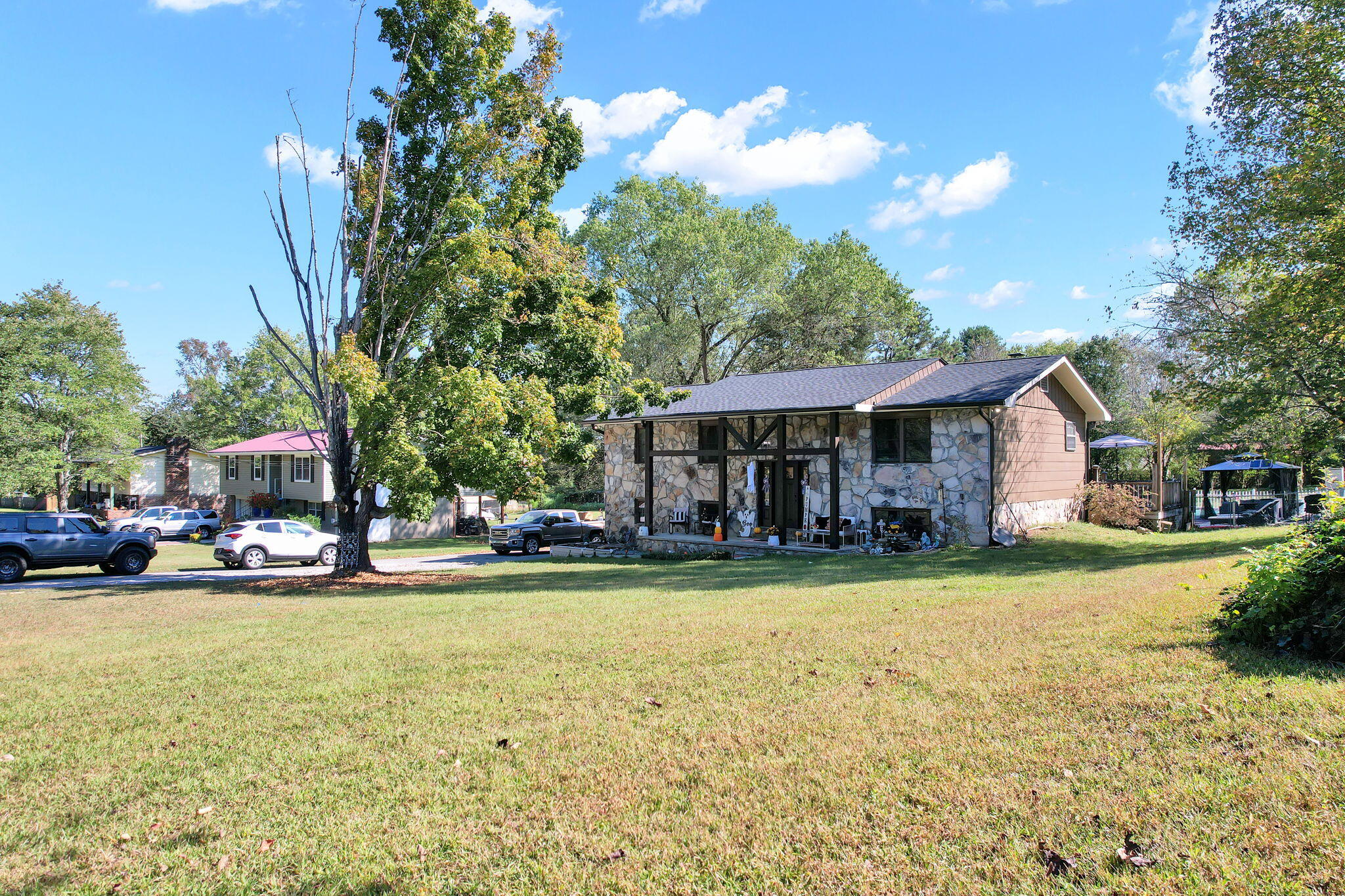 663 Diamond Circle LaFayette, GA 30728 - Photo 2 of 45 3-web-or-mls-DJI_0181