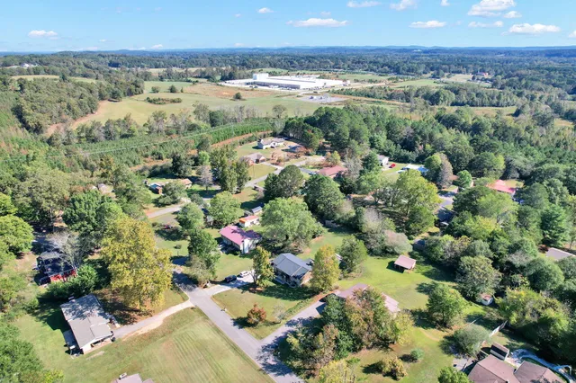 $310,000 | 663 Diamond Circle, LaFayette, GA 30728