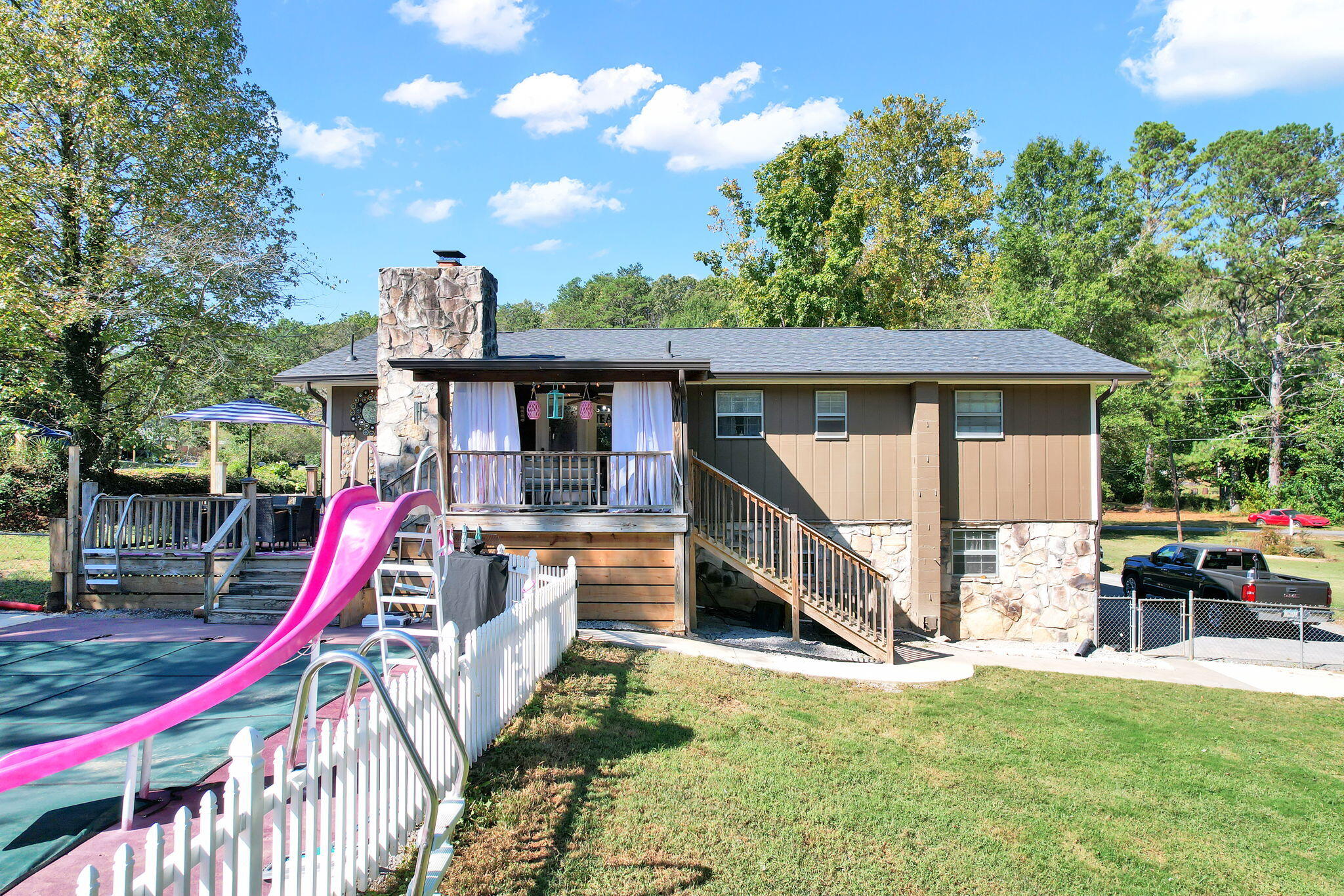 663 Diamond Circle LaFayette, GA 30728 - Photo 5 of 45 9-web-or-mls-DJI_0190