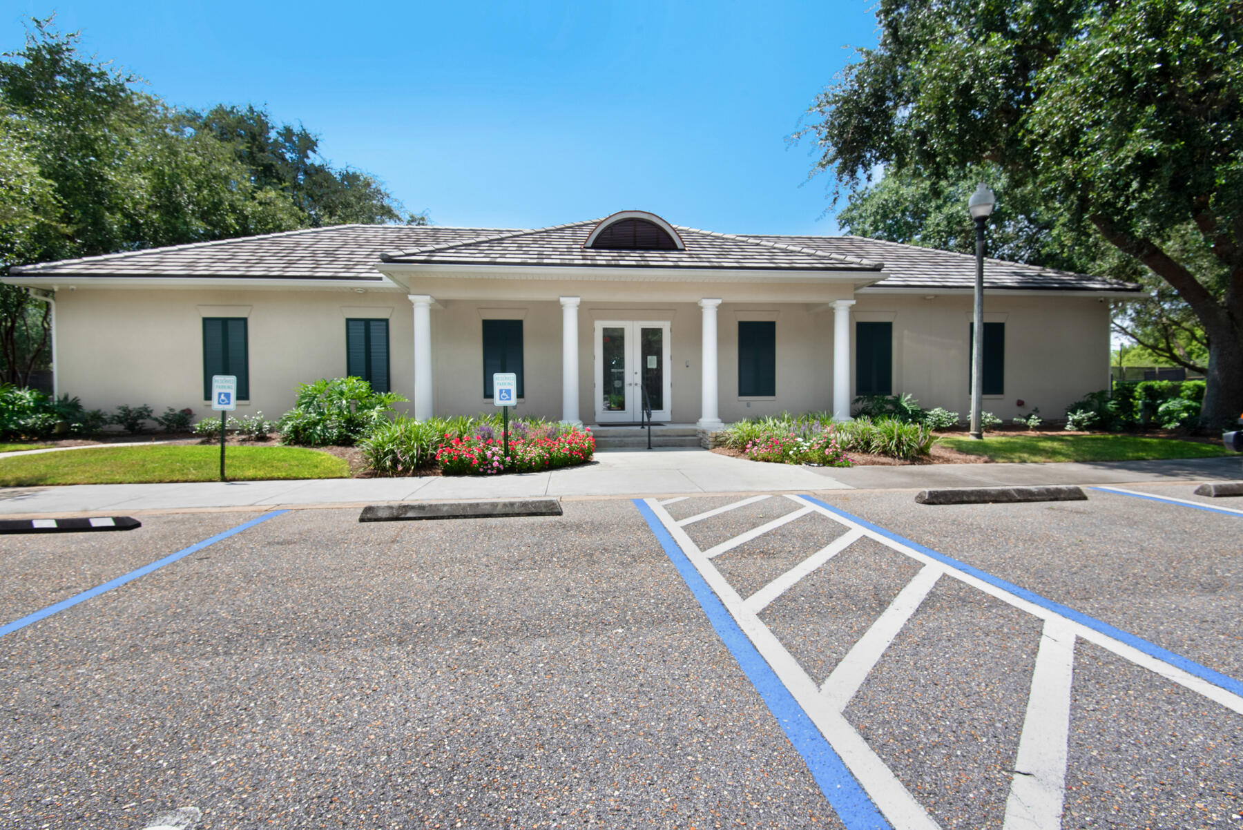 4372 Stonebridge Road Destin, FL 32541 - Photo 70 of 83 a front view of house with yard and green space