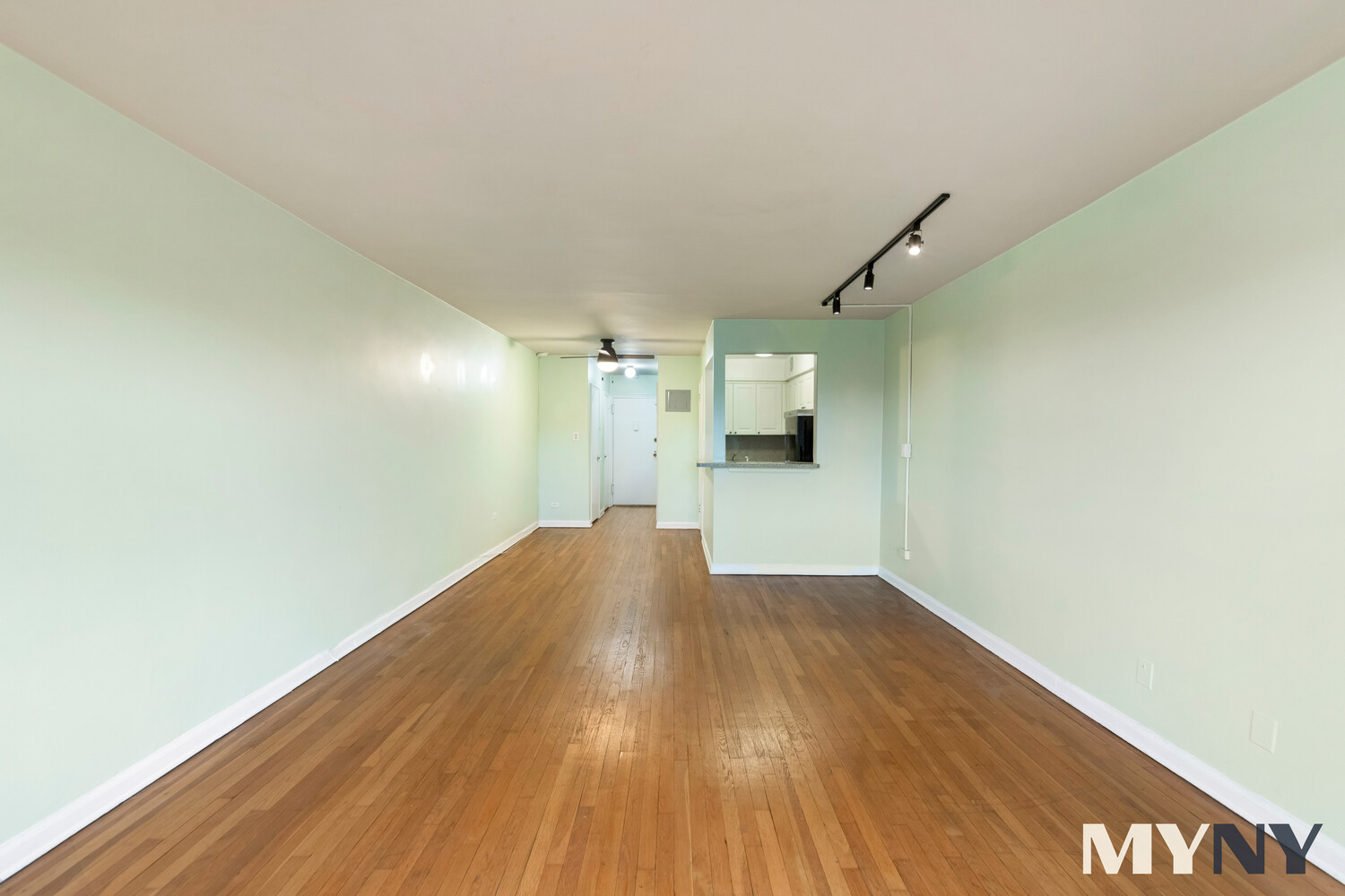 5235 Post Road, Unit 3H Bronx, NY 10471 - Photo 3 of 13