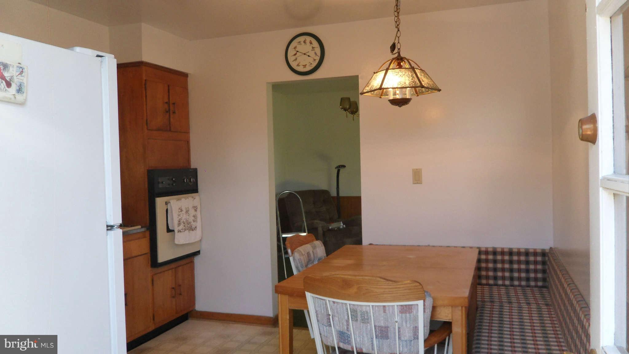 2606 Cub Hill Road Baltimore, MD 21234 - Photo 12 of 16 Kitchen