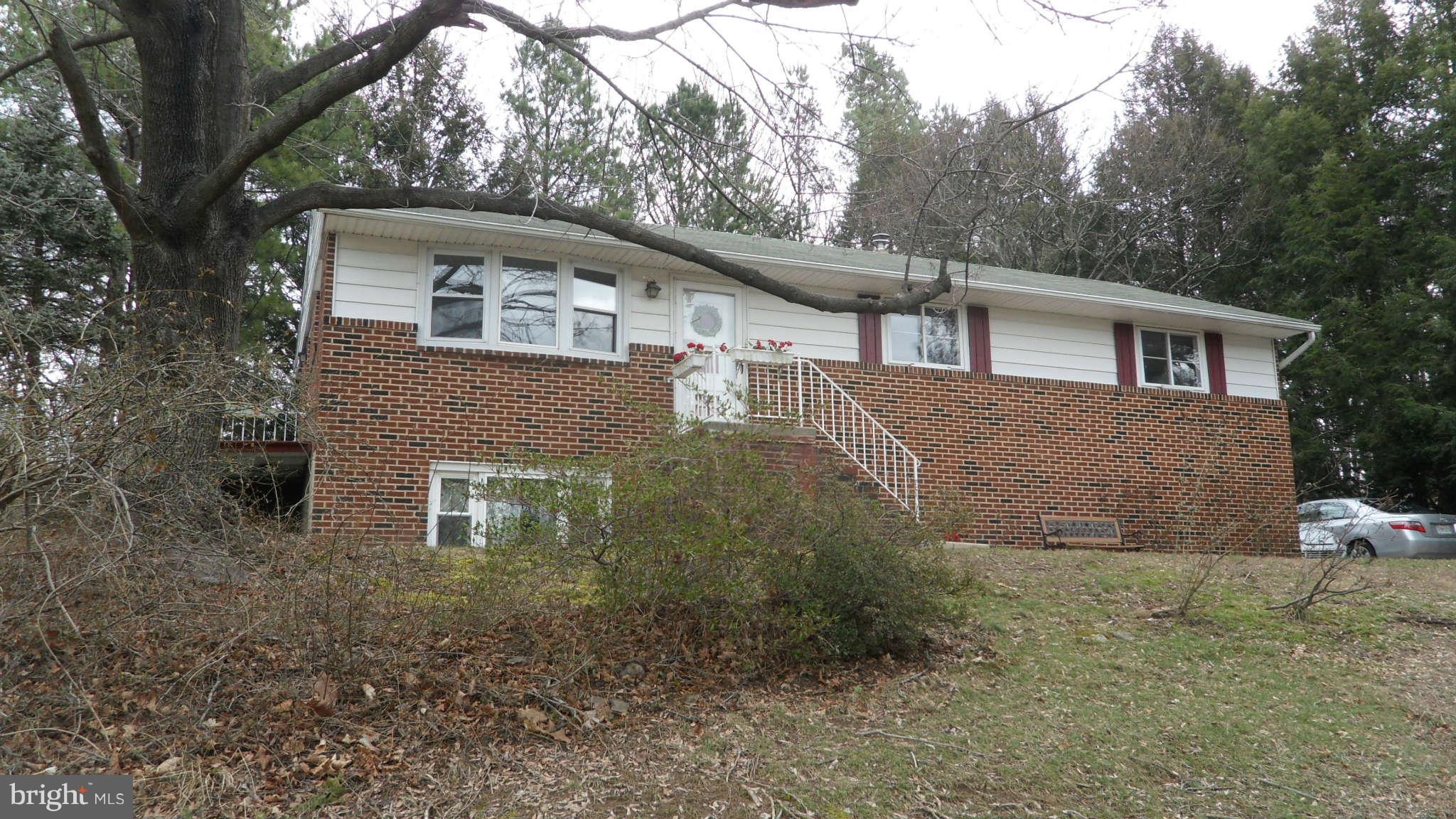 2606 Cub Hill Road Baltimore, MD 21234 - Photo 3 of 16 View