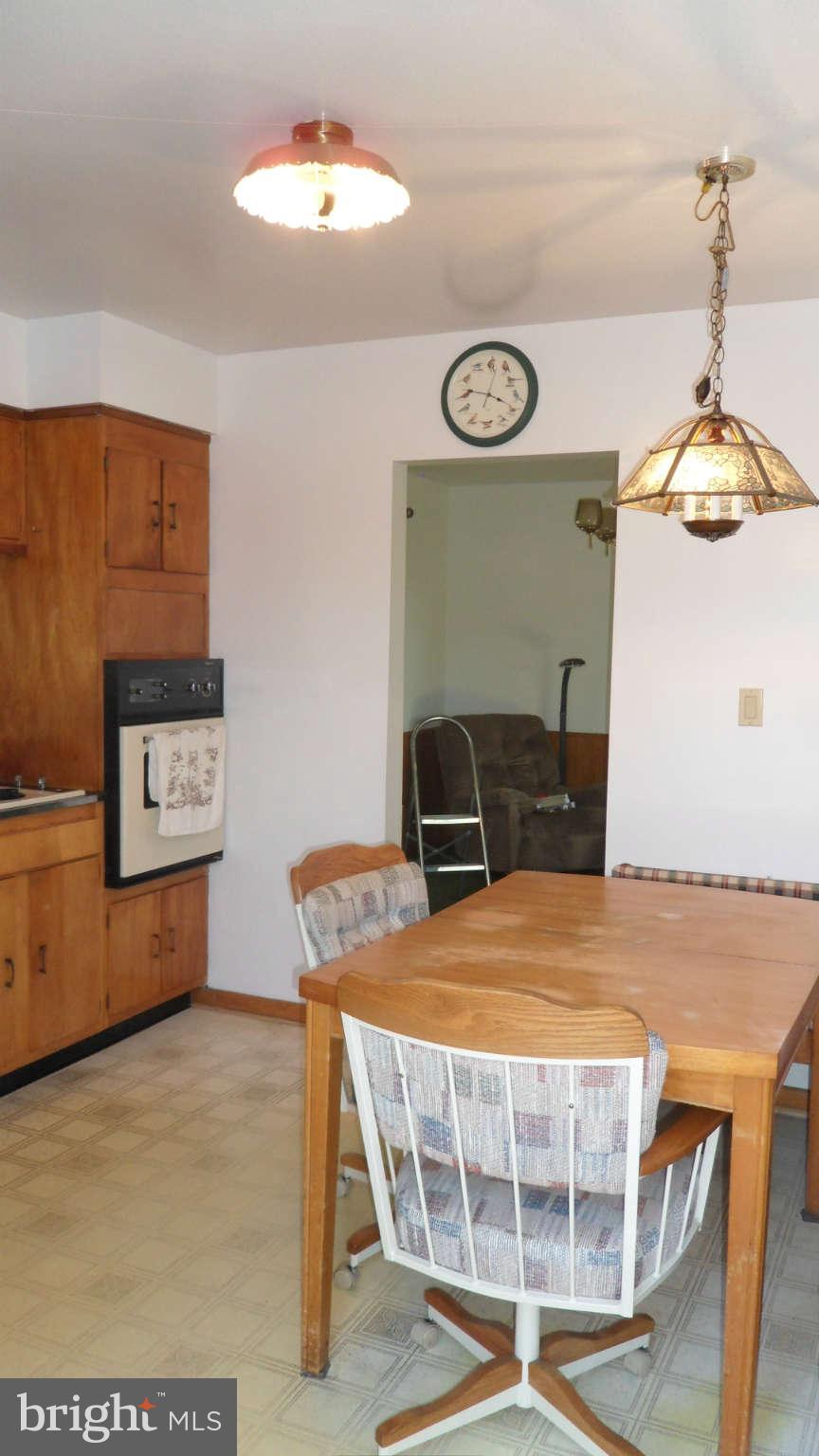 2606 Cub Hill Road Baltimore, MD 21234 - Photo 10 of 16 Kitchen