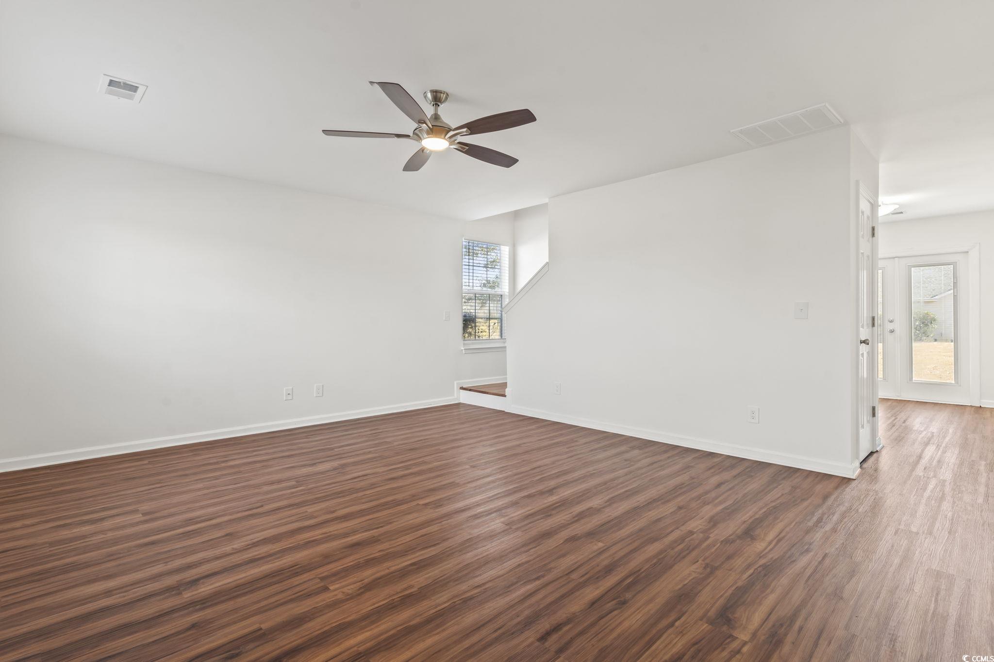 301 Conchal Court Murrells Inlet, SC 29576 - Photo 3 of 40 Gallery Image 3