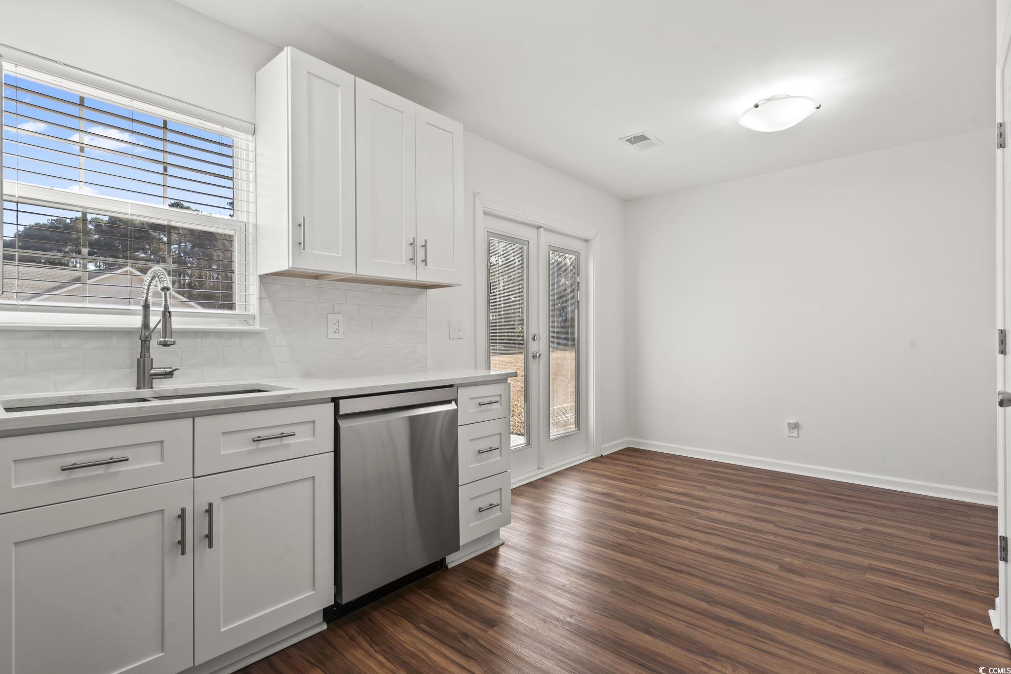 301 Conchal Court Murrells Inlet, SC 29576 - Photo 6 of 40 Gallery Image 6