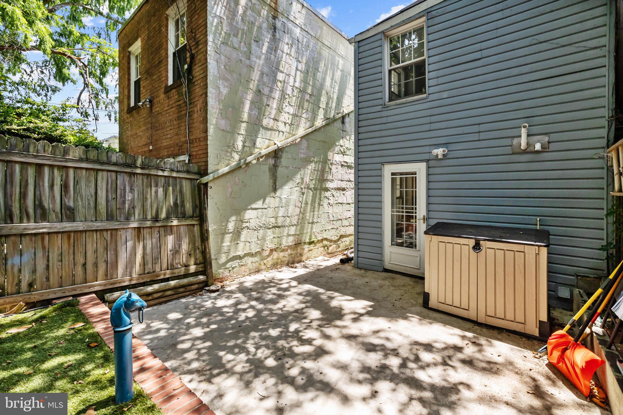 644 E Street Southeast Washington, DC 20003 - Photo 32 of 36