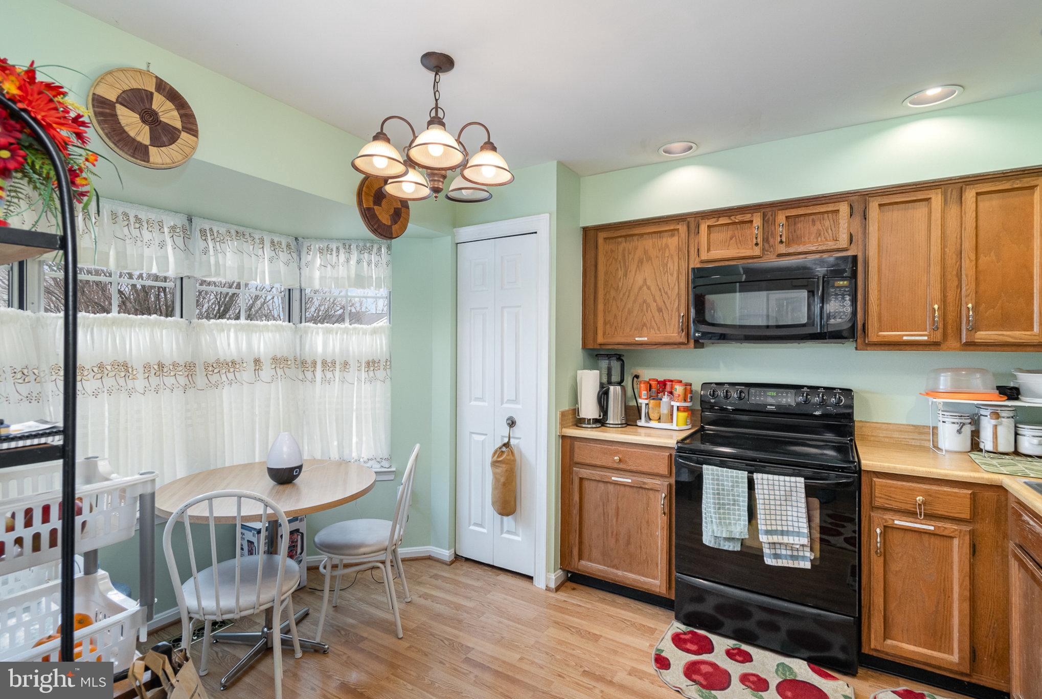 3742 Foxford Stream Road Nottingham, MD 21236 - Photo 10 of 22 Kitchen