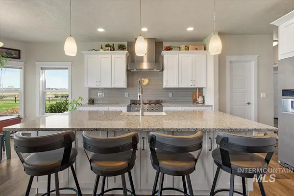 $825,000 | 28024 Rivers Edge Street, Wilder, ID 83676