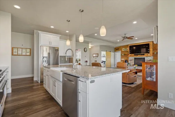 $825,000 | 28024 Rivers Edge Street, Wilder, ID 83676