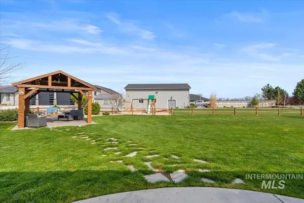 $825,000 | 28024 Rivers Edge Street, Wilder, ID 83676