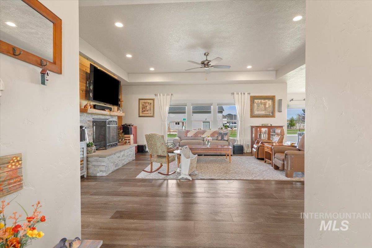 28024 Rivers Edge Street Wilder, ID 83676 - Photo 6 of 50