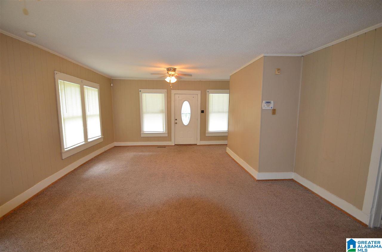 709 30th Street Southwest Birmingham, AL 35211 - Photo 7 of 21
