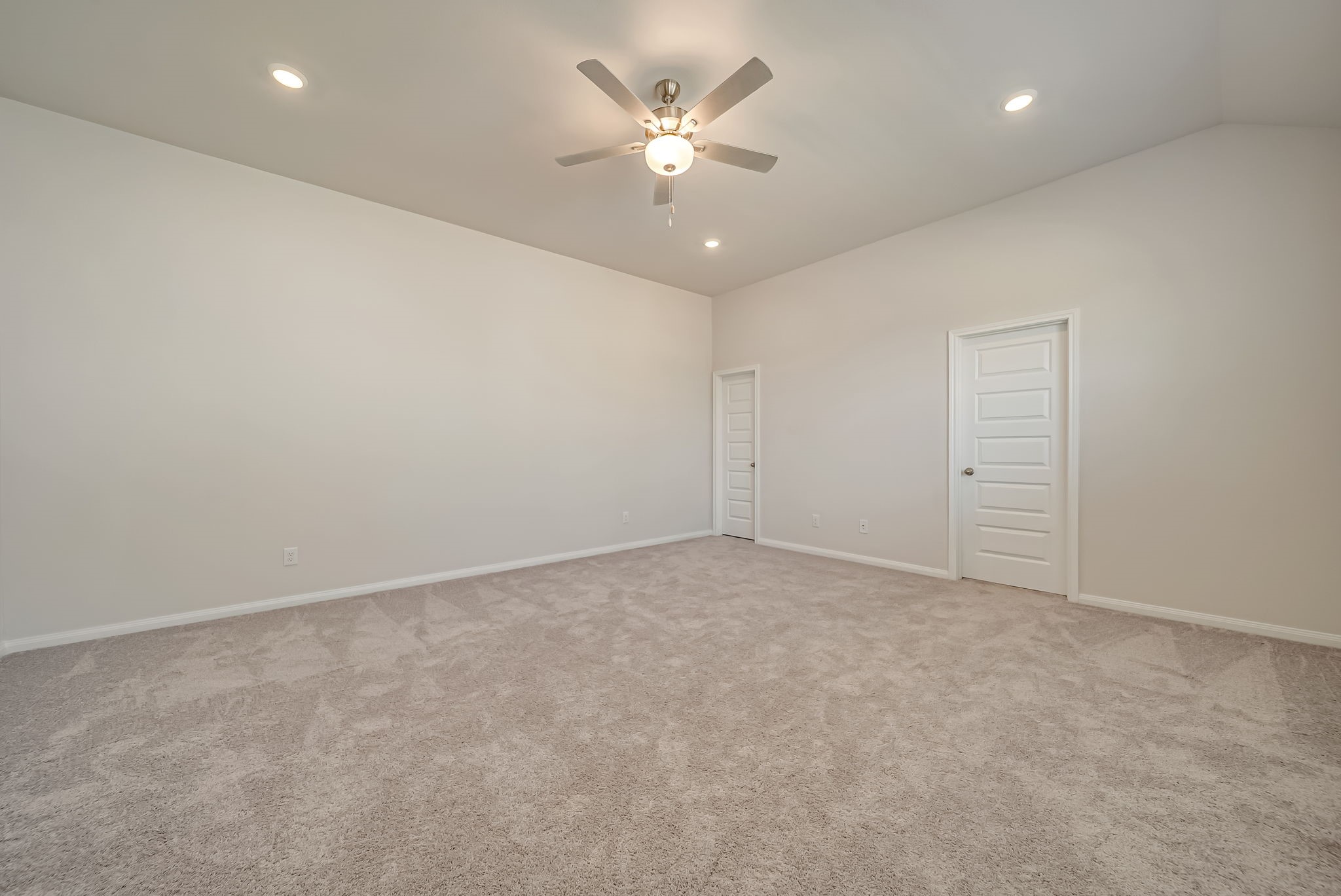 20642 Dynamic Court Humble, TX 77338 - Photo 17 of 32 Owner's Retreat