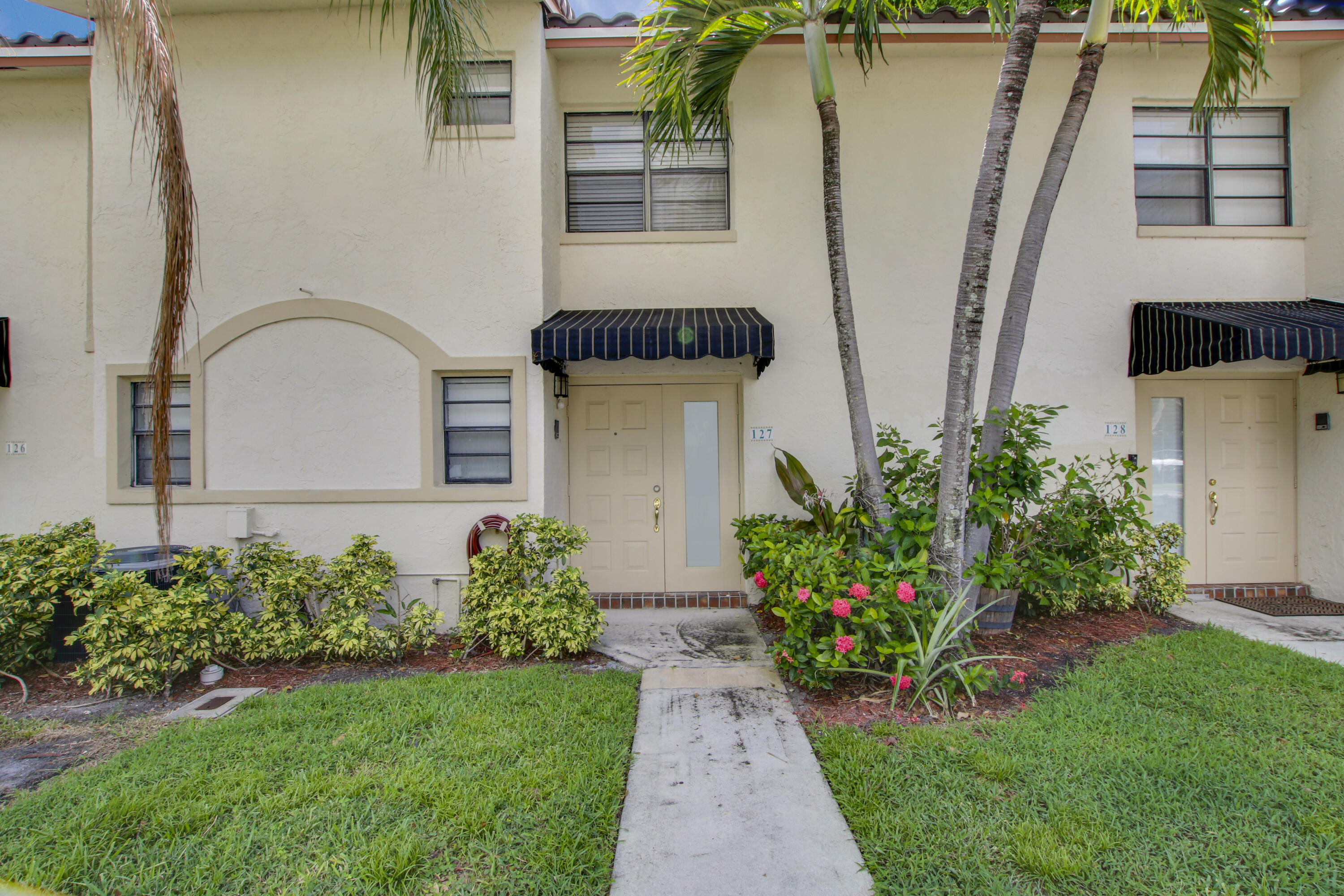 7200 Northwest 2nd Avenue, Unit 127 Boca Raton, FL 33487 - Photo 2 of 19 House-2