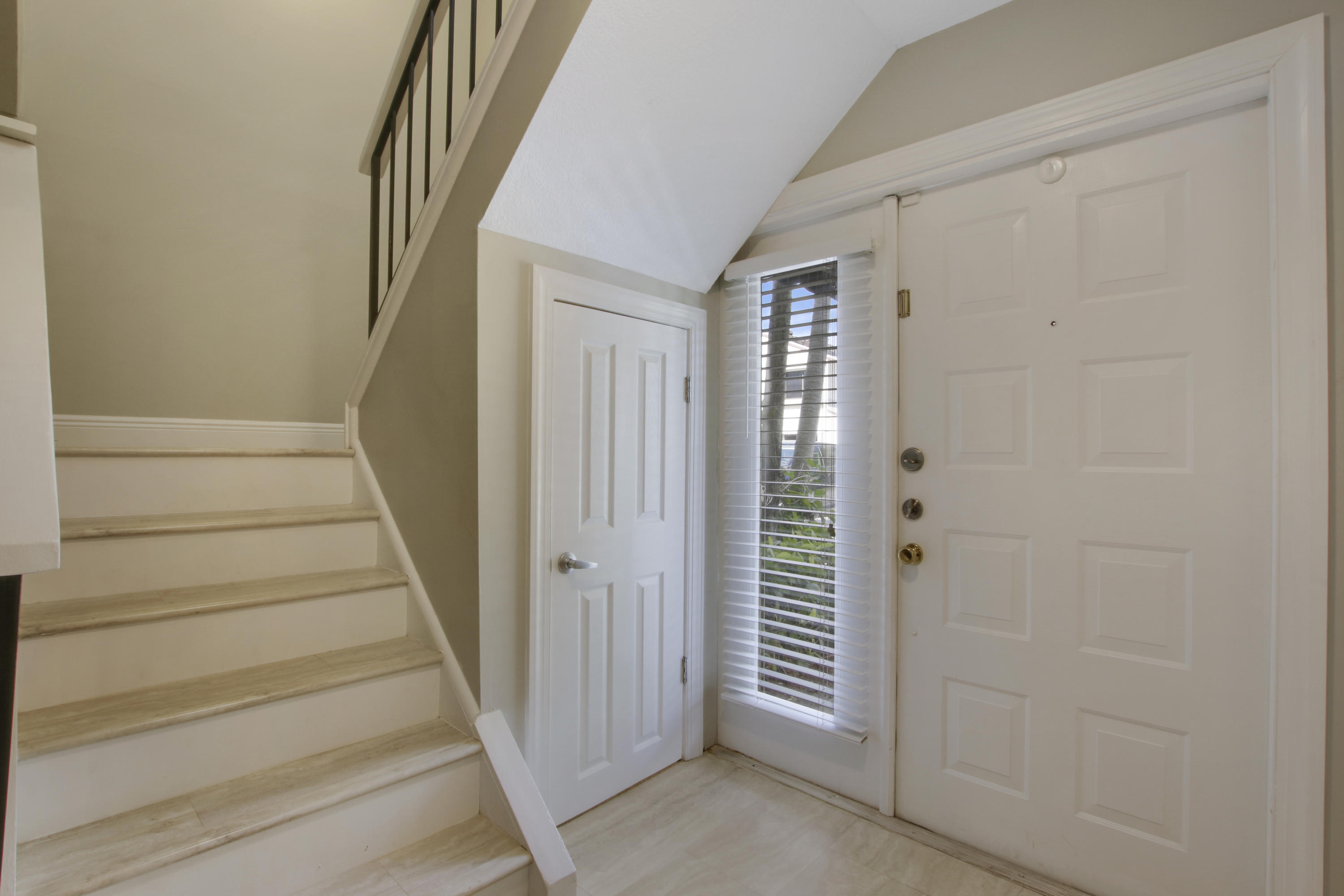 7200 Northwest 2nd Avenue, Unit 127 Boca Raton, FL 33487 - Photo 3 of 19 House-9