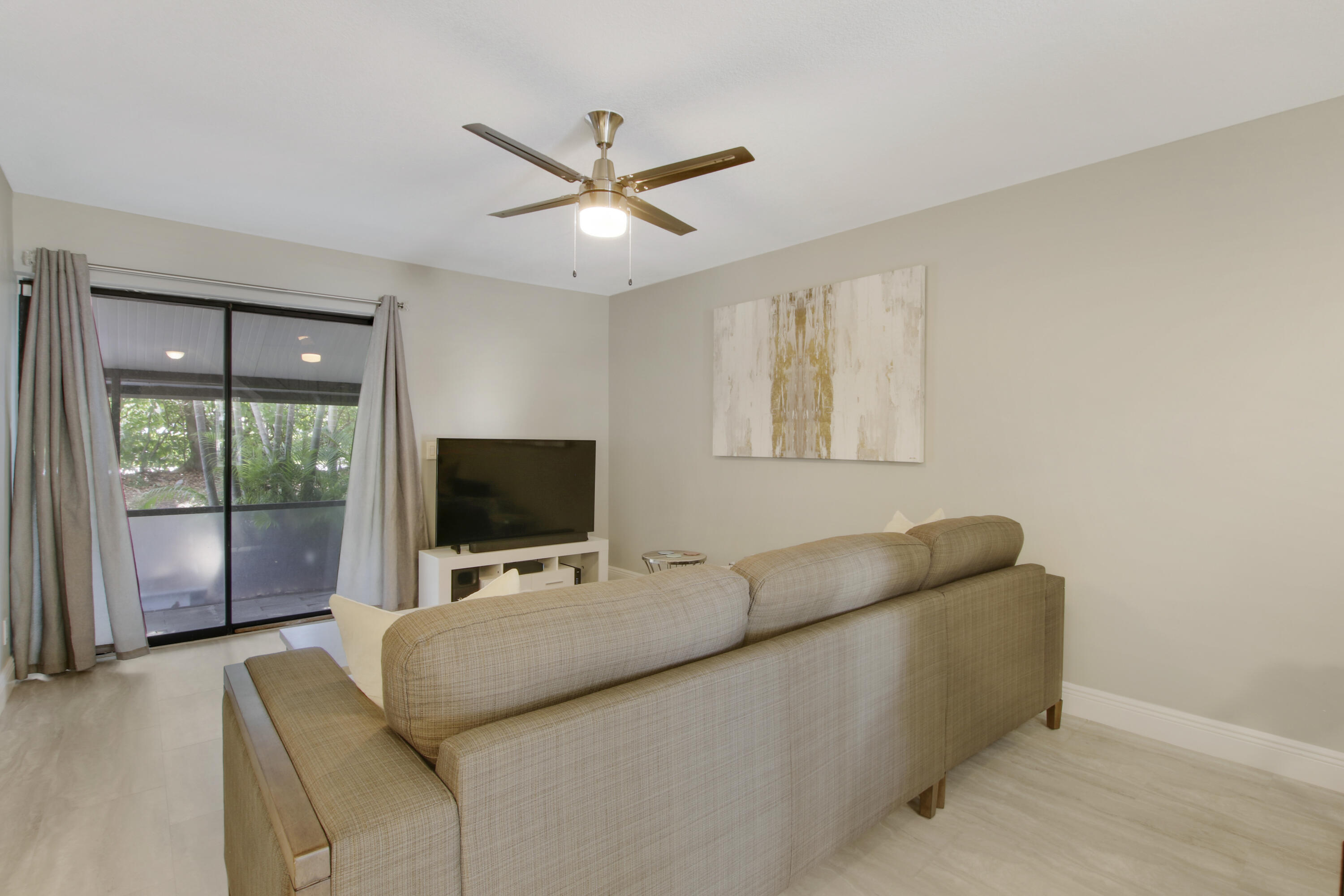 7200 Northwest 2nd Avenue, Unit 127 Boca Raton, FL 33487 - Photo 6 of 19 House-15