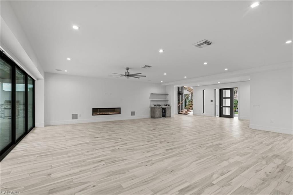 3800 Crayton Road Naples, FL 34103 - Photo 24 of 50