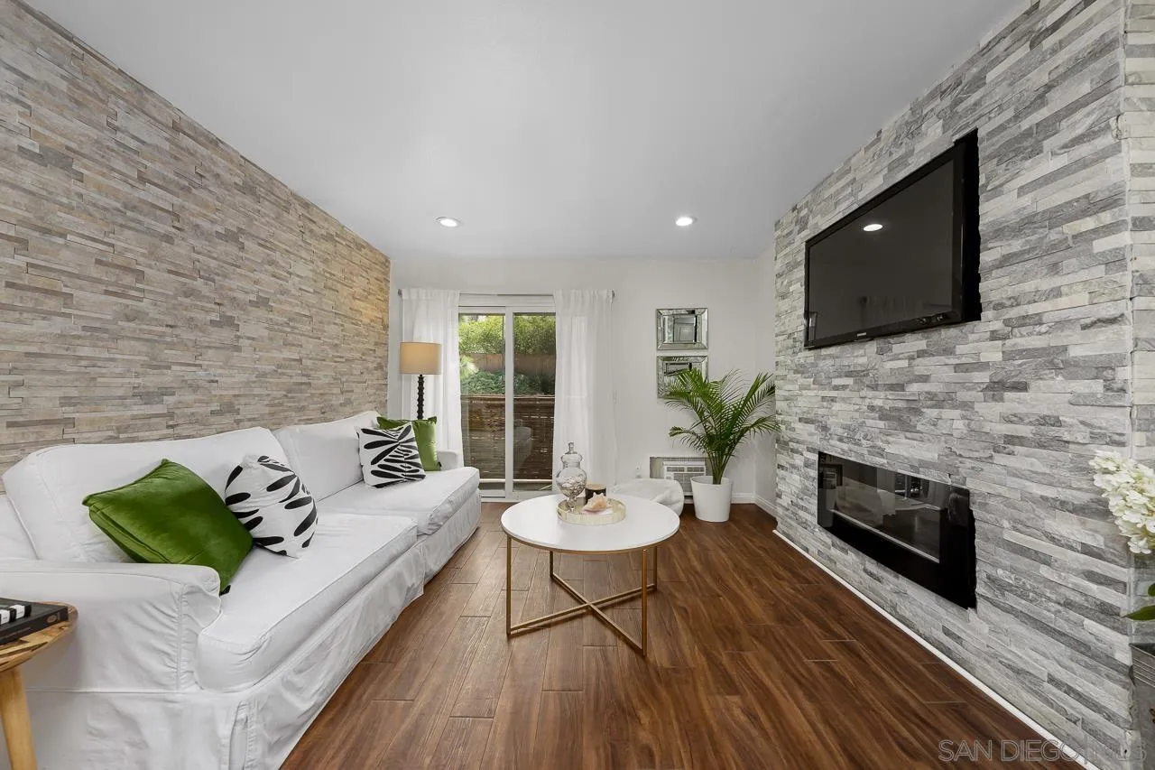 9860 Dale Avenue, Unit C3 Spring Valley, CA 91977 - Photo 3 of 26