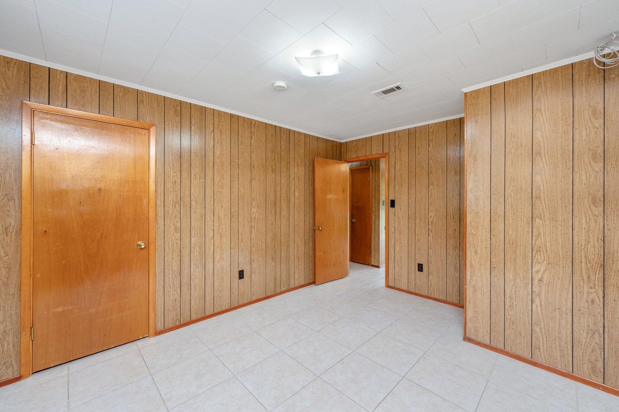 367 Andy Nowling Road DeFuniak Springs, FL 32433 - Photo 25 of 36 a view of an empty room