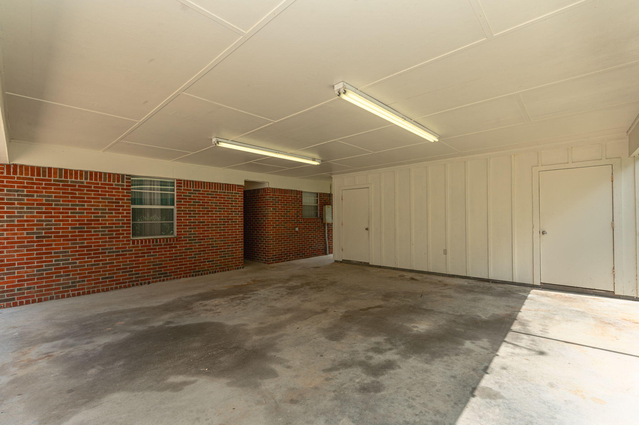 367 Andy Nowling Road DeFuniak Springs, FL 32433 - Photo 36 of 36 a view of an empty room
