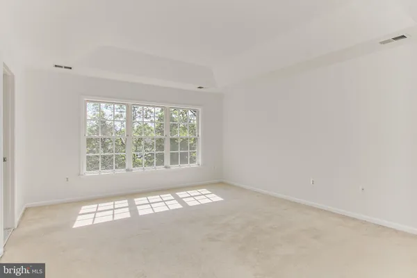 $3,800 | 146 Herndon Mill Circle, Herndon, VA 20170