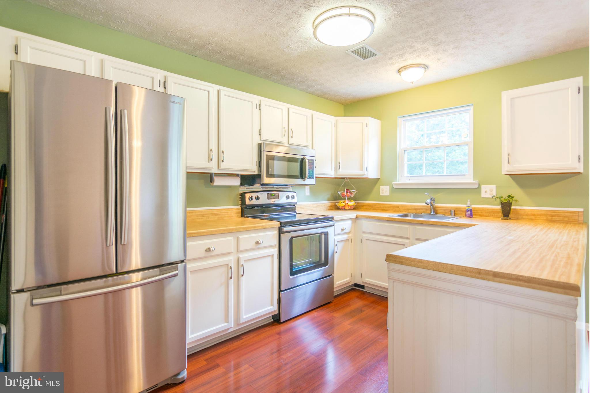 361 Rambling Ridge Court Pasadena, MD 21122 - Photo 8 of 22 Kitchen