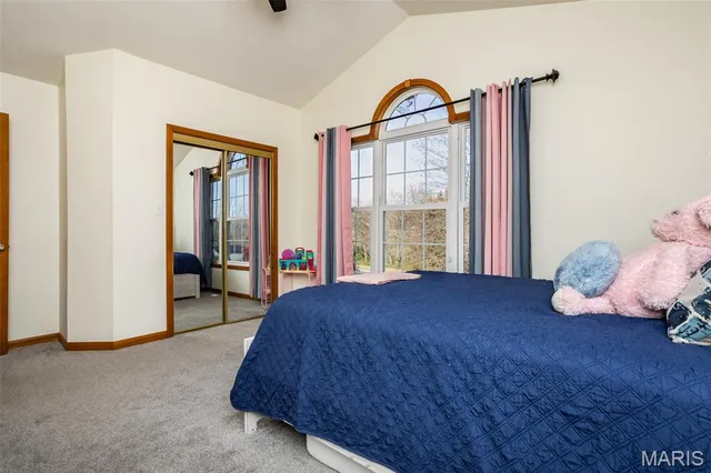 $665,000 | 31899 Red Oak Drive, Brighton, IL 62012