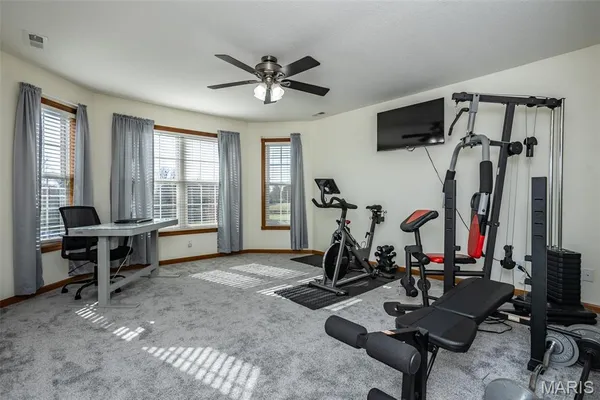 $655,000 | 31899 Red Oak Drive, Brighton, IL 62012