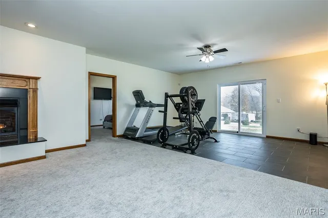 $665,000 | 31899 Red Oak Drive, Brighton, IL 62012