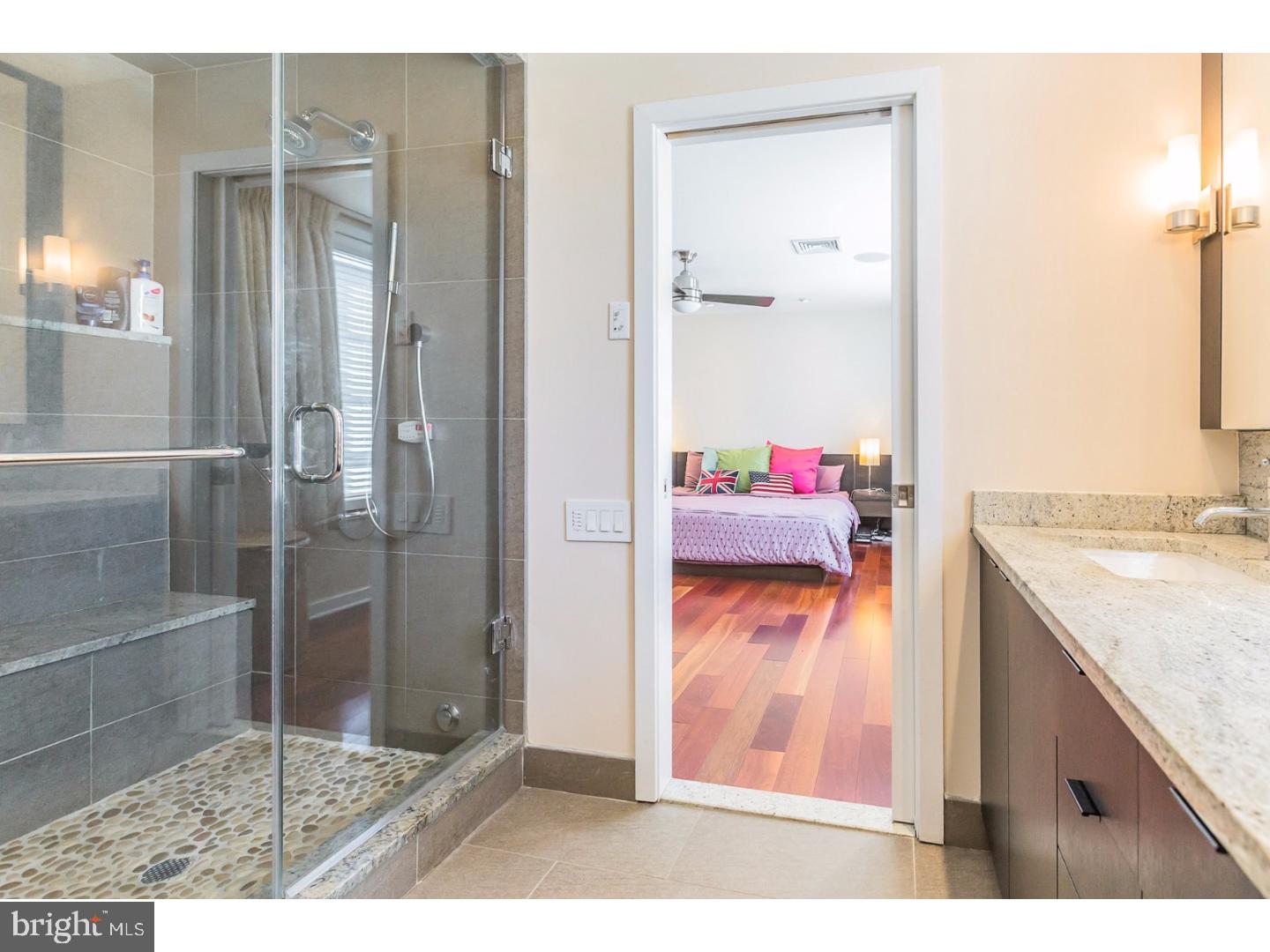 703 South 15th Street Philadelphia, PA 19146 - Photo 16 of 25 Master Bathroom