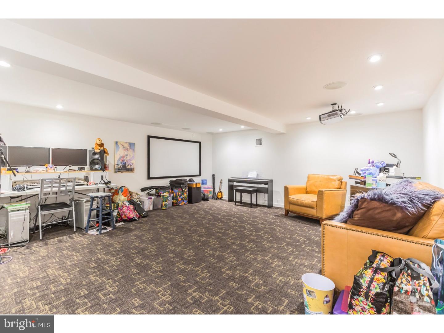 703 South 15th Street Philadelphia, PA 19146 - Photo 24 of 25 Media Room