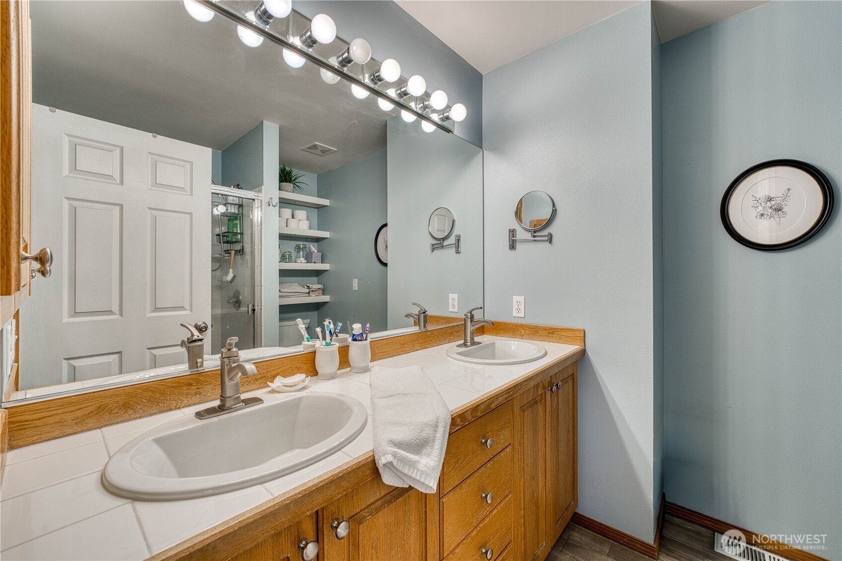 9640 Long Point Lane Northwest Silverdale, WA 98383 - Photo 23 of 36