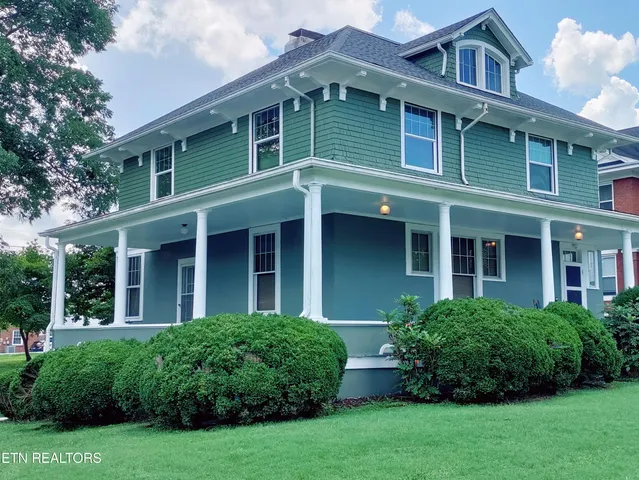 $550,000 | 116 East Unaka Avenue, Johnson City, TN 37601