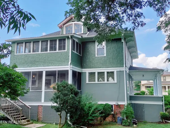 $550,000 | 116 East Unaka Avenue, Johnson City, TN 37601