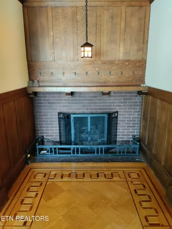 $550,000 | 116 East Unaka Avenue, Johnson City, TN 37601