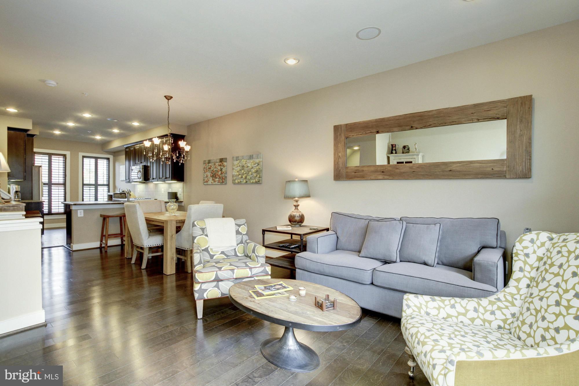 919 4th Street Southeast Washington, DC 20003 - Photo 2 of 30 Interior (General)