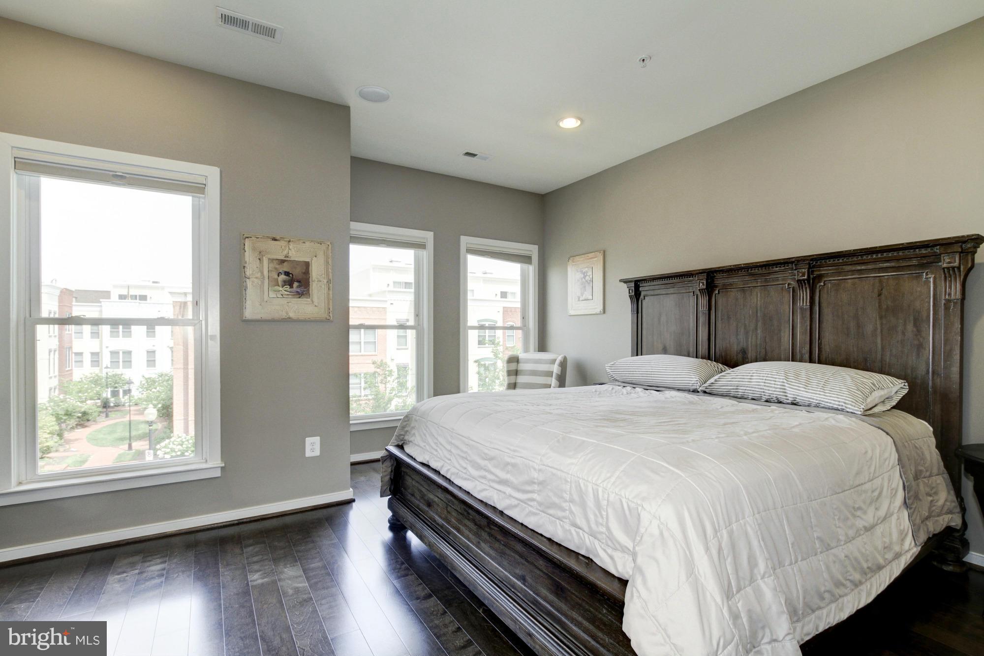 919 4th Street Southeast Washington, DC 20003 - Photo 13 of 30 Bedroom (Master)