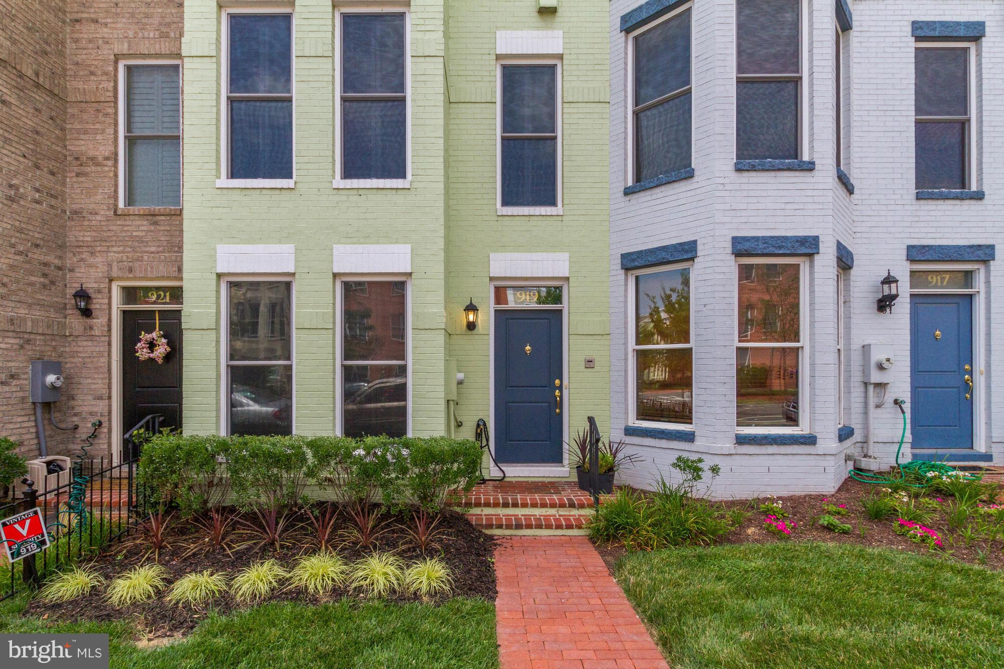 919 4th Street Southeast Washington, DC 20003 - Photo 21 of 30 Exterior (Front)