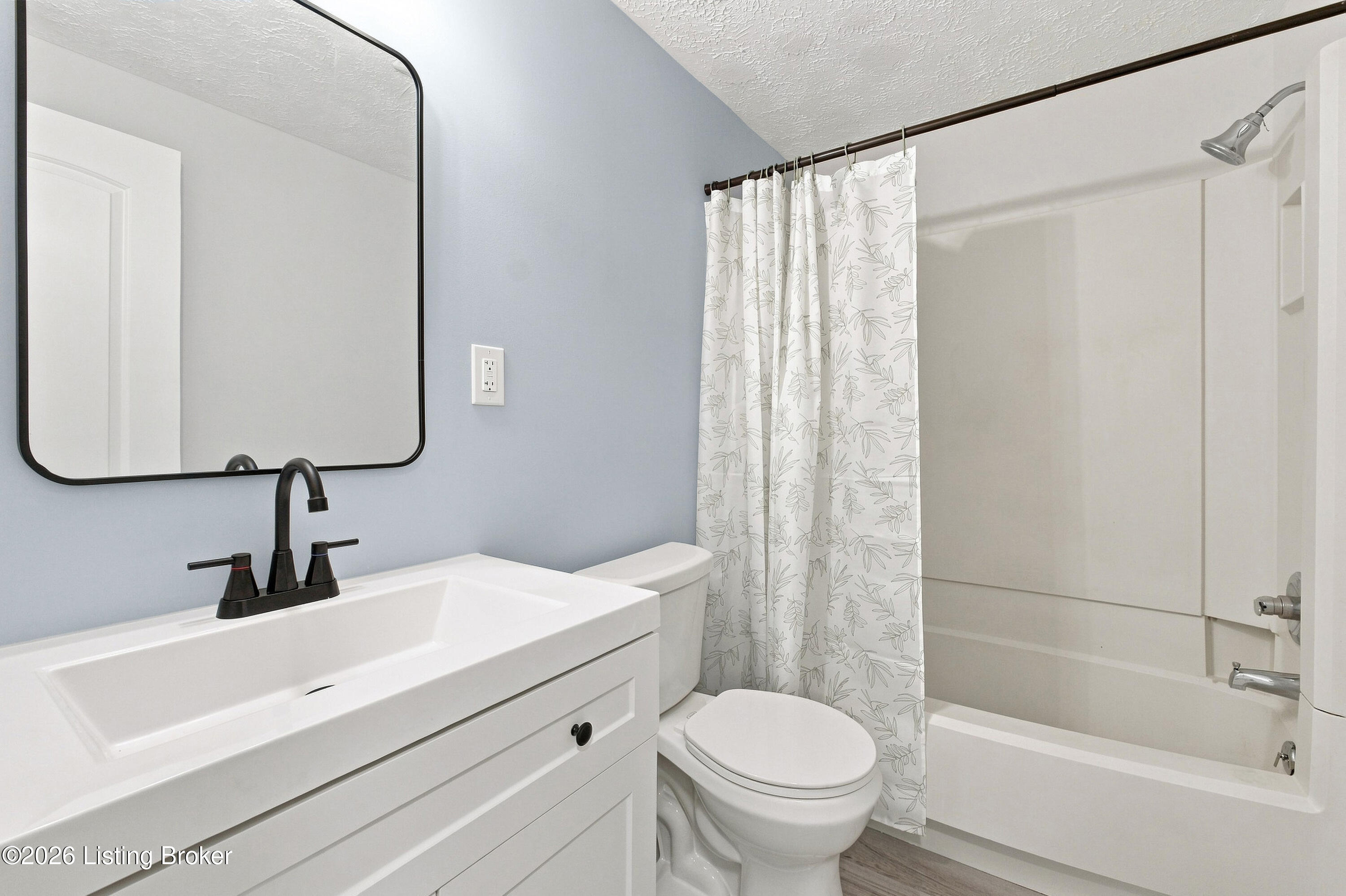 90 Raker Road Milton, KY 40045 - Photo 23 of 53 23_90raker_louisvillerealestatemedia_114