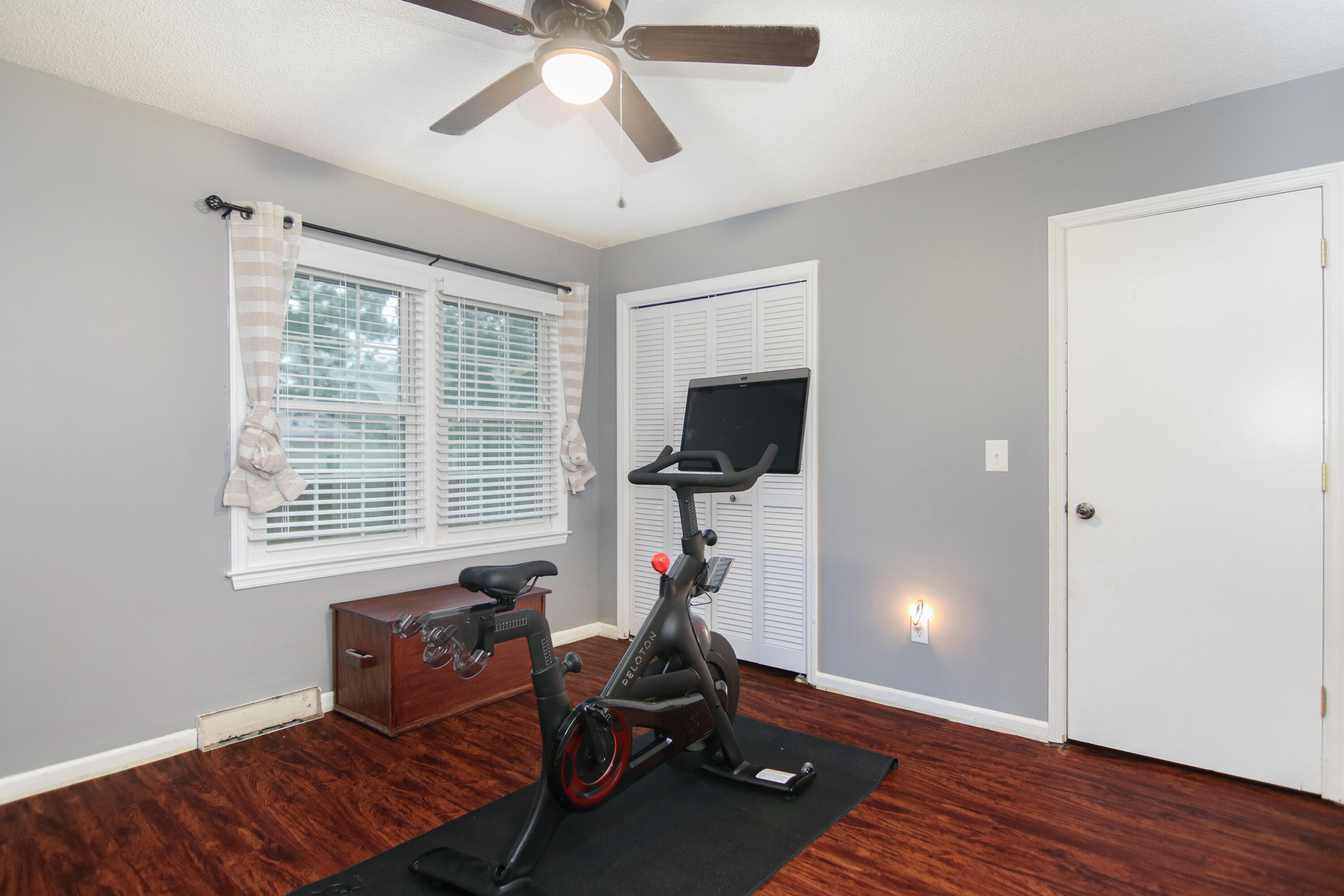 2902 Ashley River Road Charleston, SC 29414 - Photo 15 of 16 AshleyRiverRd.5