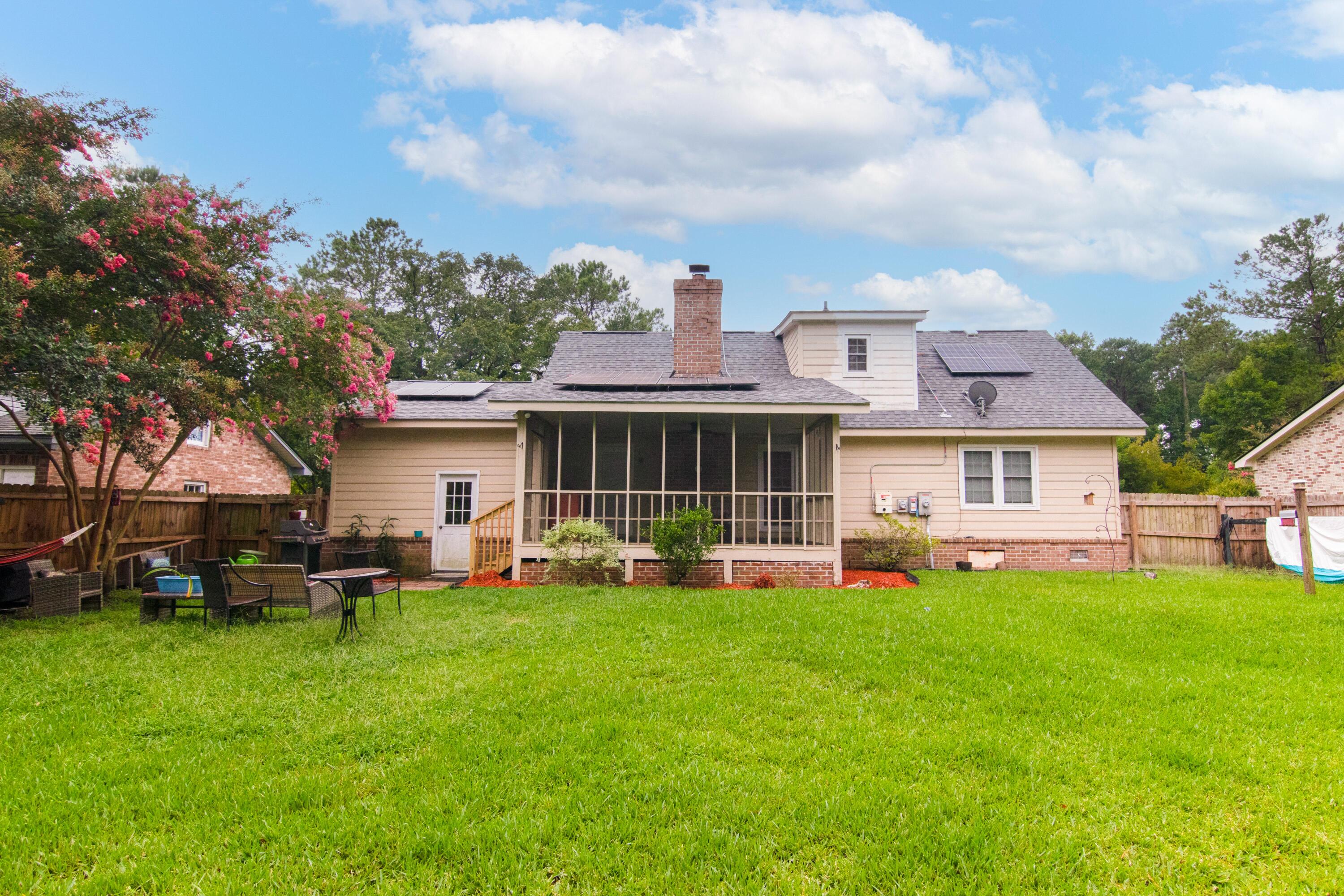 2902 Ashley River Road Charleston, SC 29414 - Photo 4 of 16 AshleyRiver9