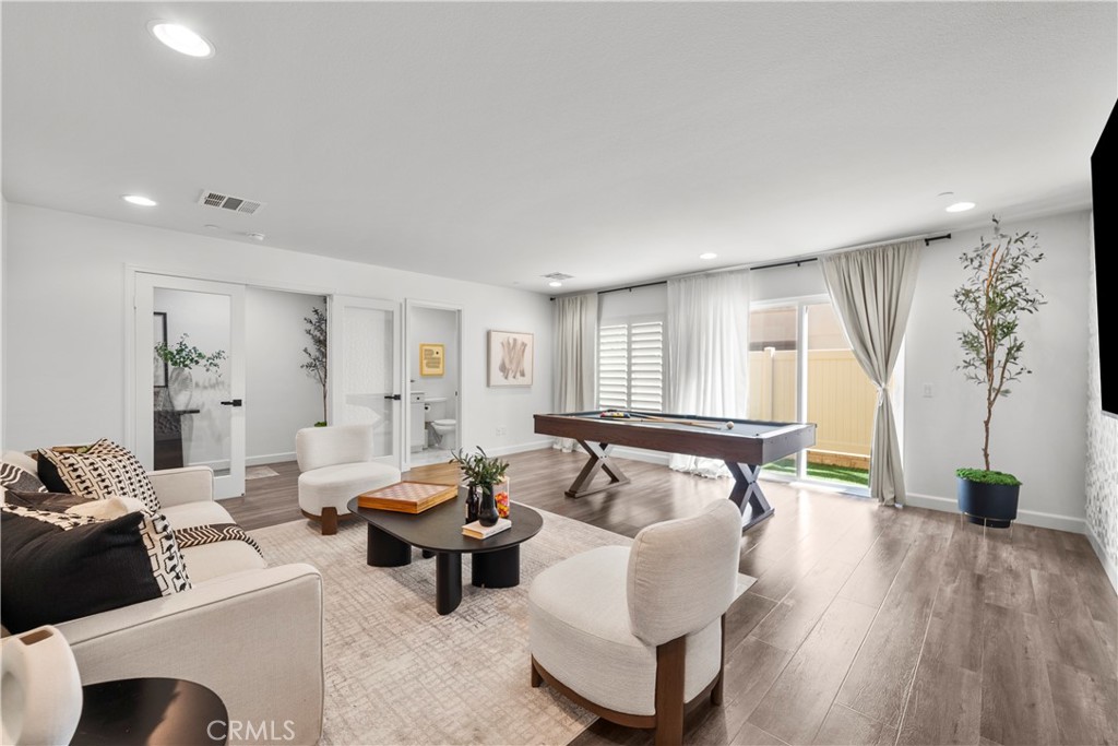 22157 Barrington Way Saugus, CA 91350 - Photo 3 of 46 Downstairs bonus room