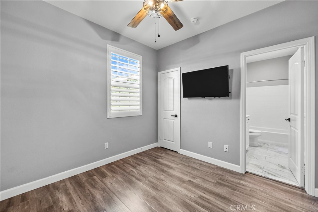22157 Barrington Way Saugus, CA 91350 - Photo 35 of 46 a view of a livingroom with a flat screen tv