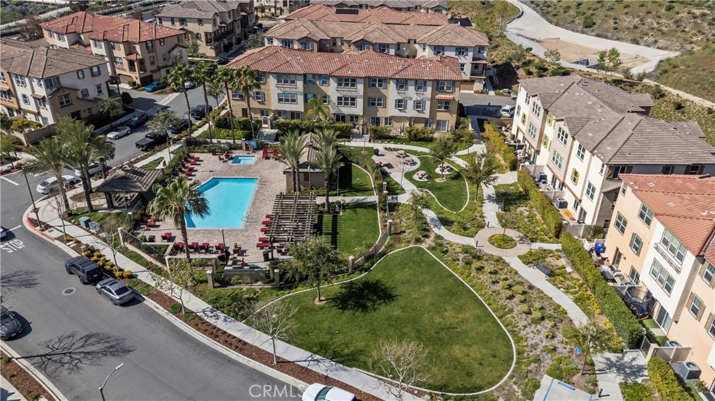 22157 Barrington Way Saugus, CA 91350 - Photo 42 of 46