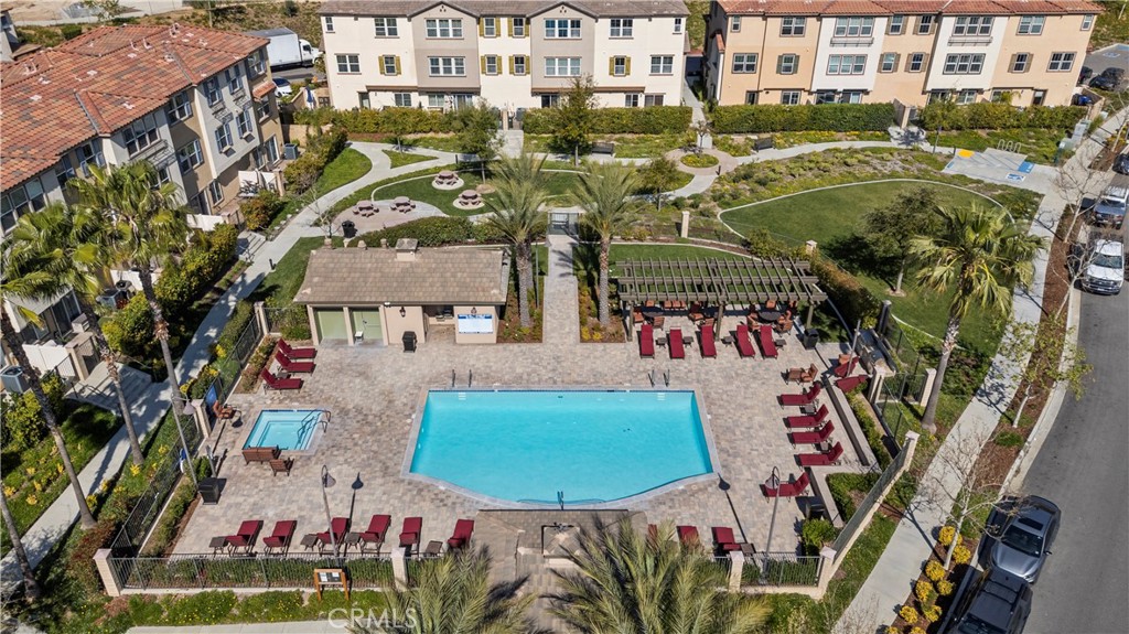 22157 Barrington Way Saugus, CA 91350 - Photo 43 of 46